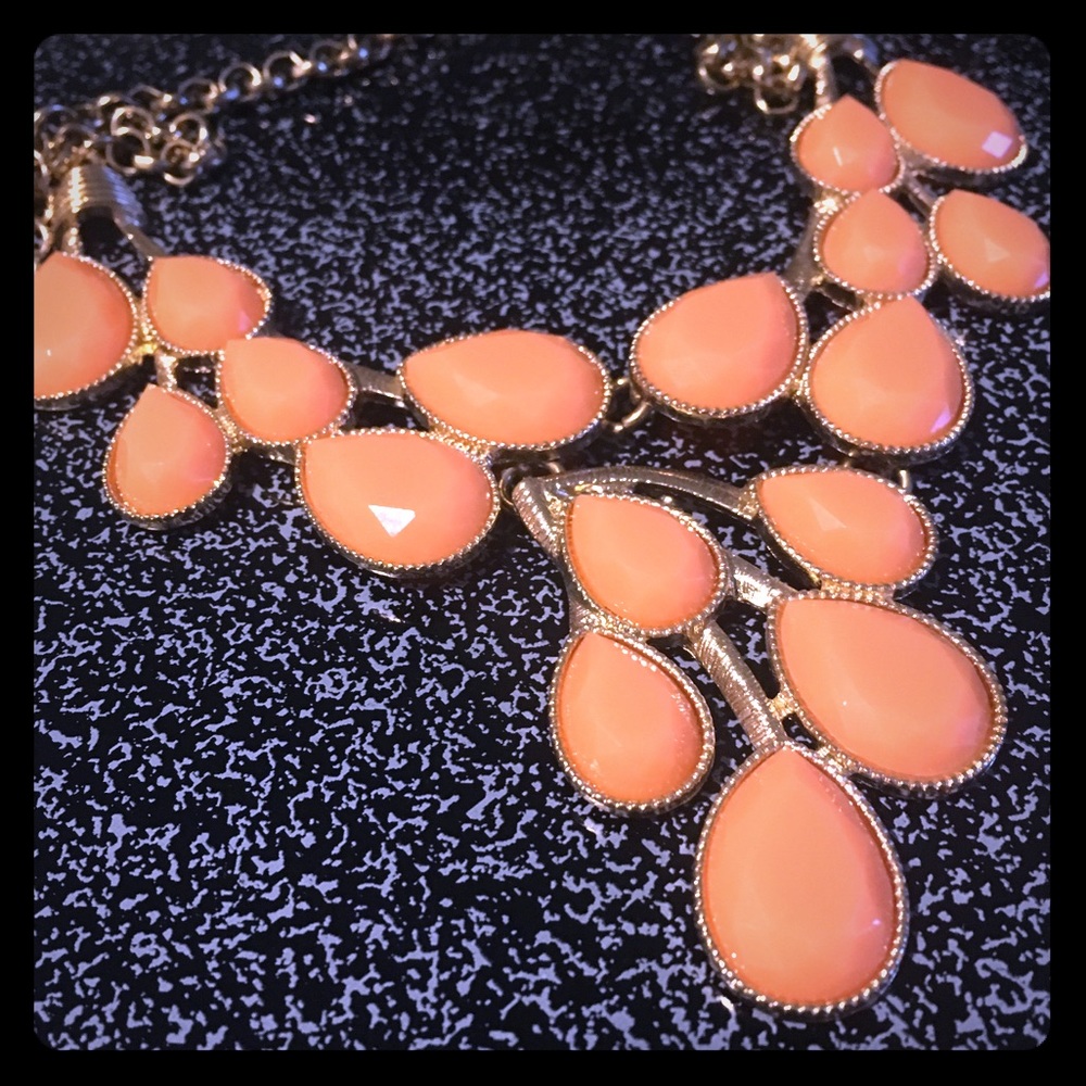 Peach statement necklace